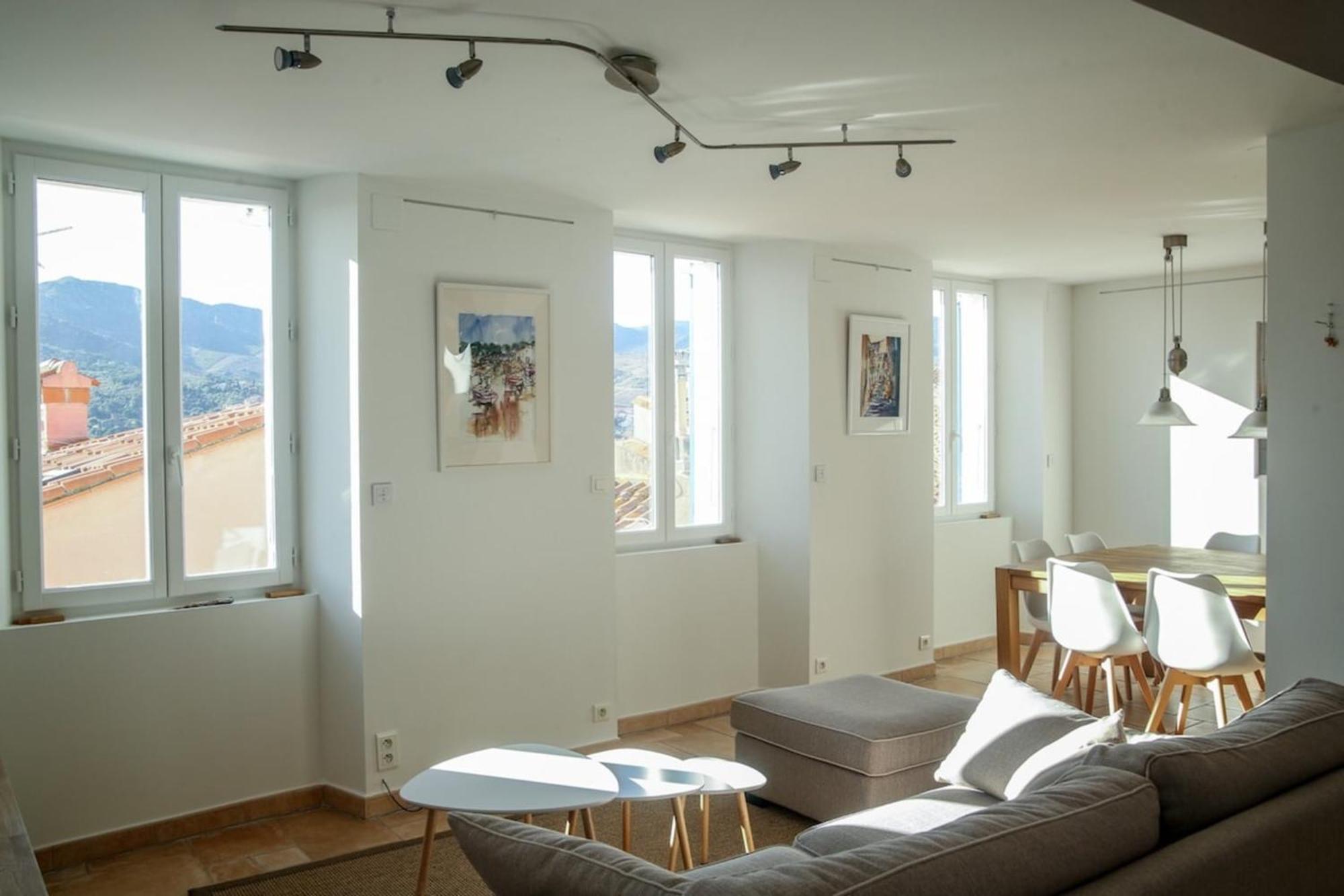 Stunning Sea View Villa Банию-сюр-Мер Екстериор снимка
